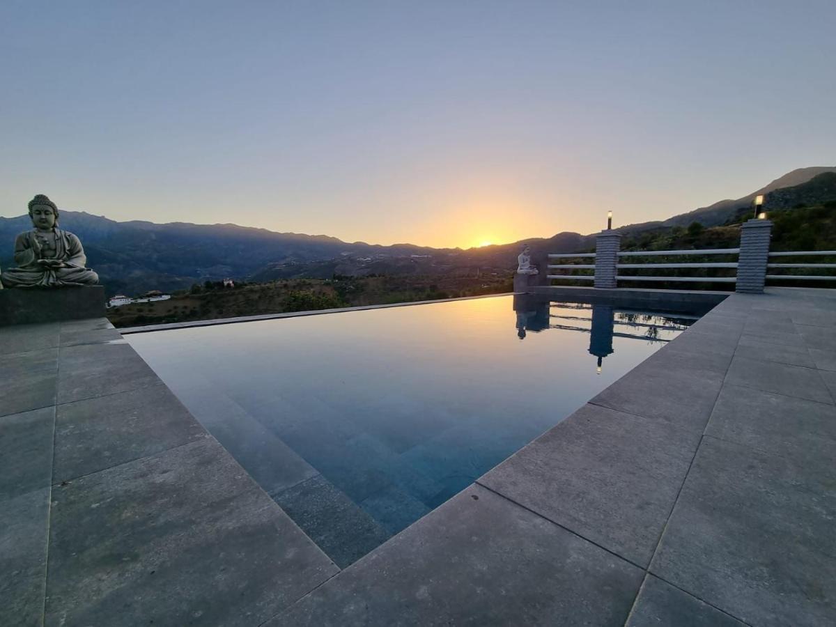 Casa Eden - Mountain View, Infinity Pool Hotel Alozaina Екстериор снимка